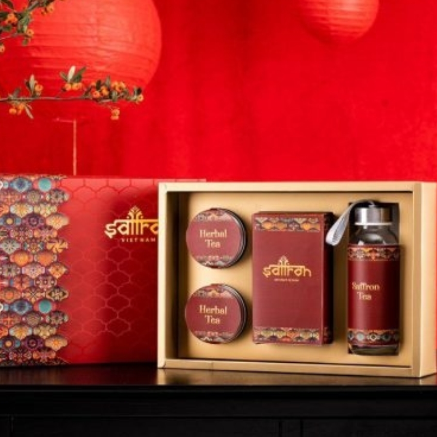 Hộp quà Tết Ba Tư gồm: Nhụy hoa nghệ tây Shyam với trà hoa